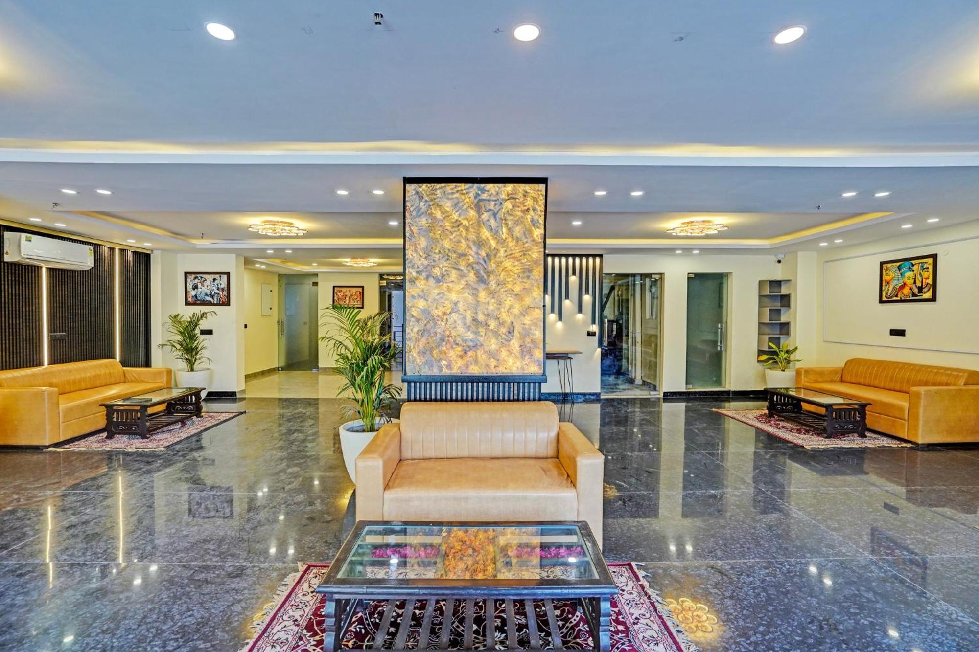 Marina Plaza A Family Near Igi Airport Delhi 4* New Delhi